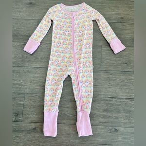 Little sleepies pastel rainbow zippy 6-12 months